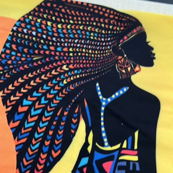 African Queen NWOT Soft, Colorful Pillow Cover - Picture 2 of 5